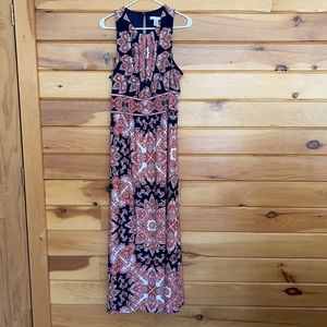 Sleeveless maxi dress